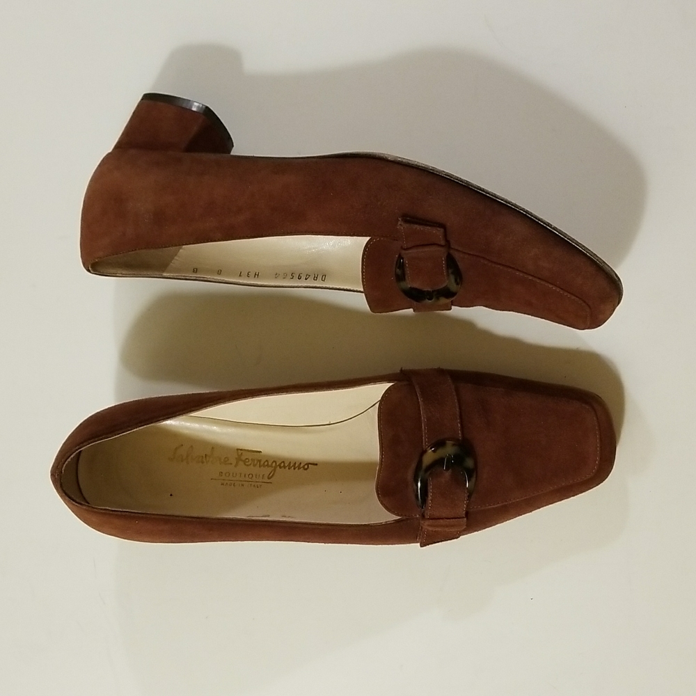 FERRAGAMO tan suede square toe heeled loafer size 8B